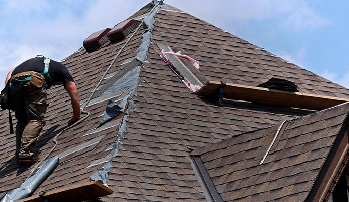 Shingles roof damage repair service